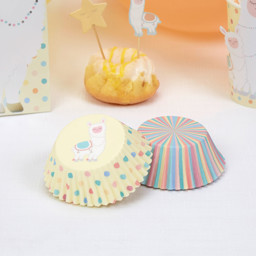 Picture of Cupcake Cases - Llama Love