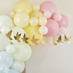 Show details for Gold Card Dove Garland Picture of Gold Card Dove Garland