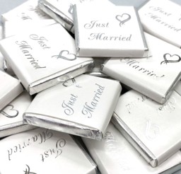Picture of Just Married Milk Chocolate Squares -Silver