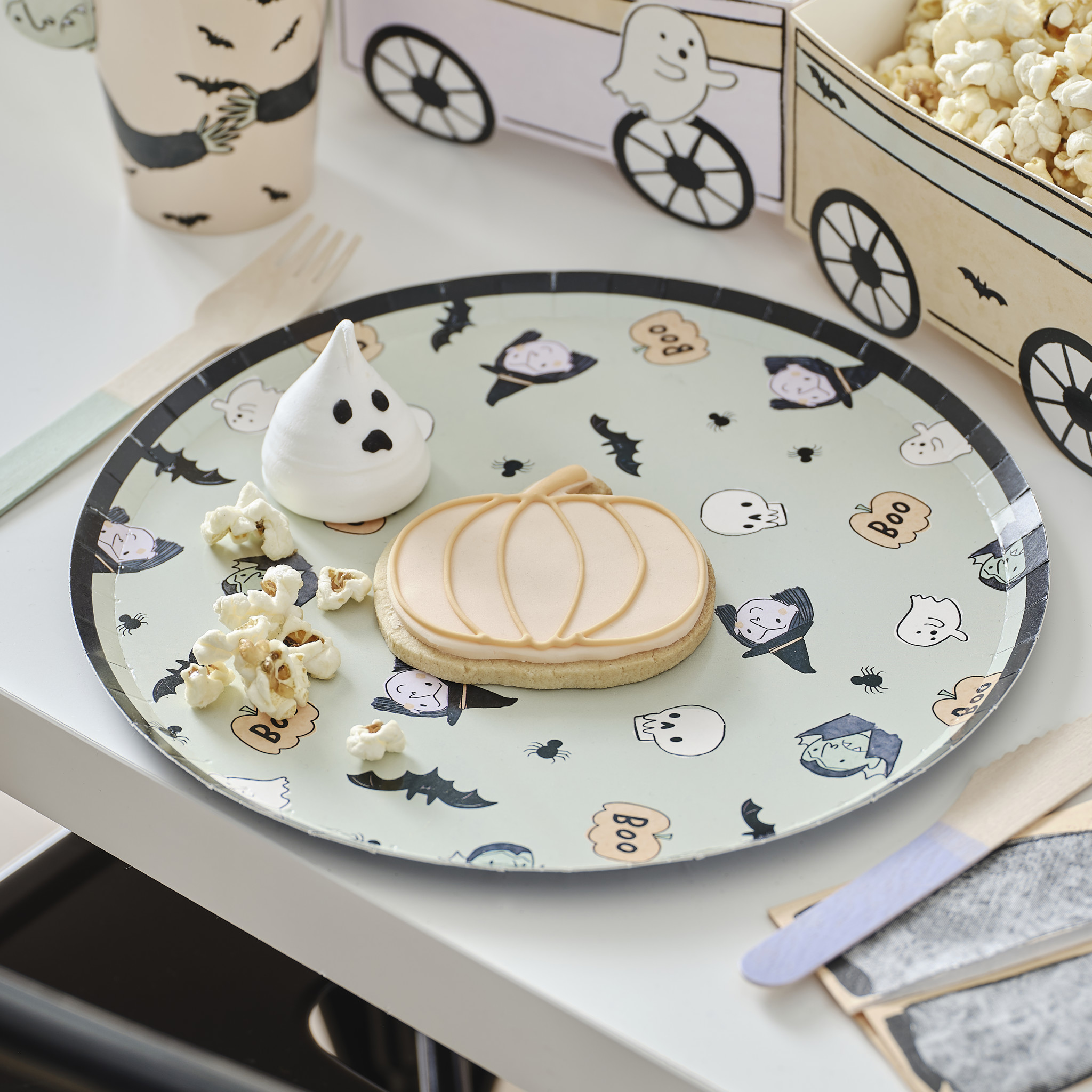 Picture of Boo Crew Paper Plates